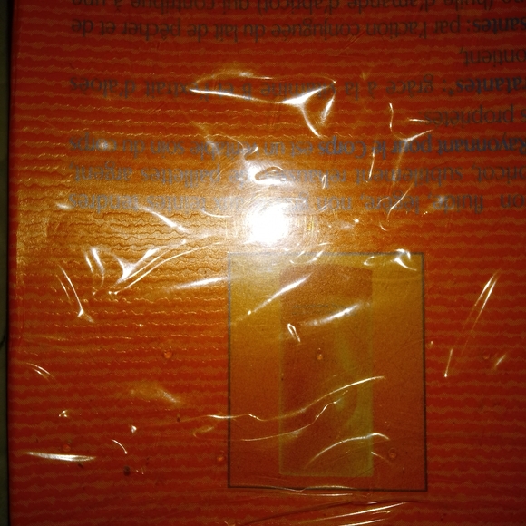 Shimmer Lotion Azuro Lotion - Picture 3 of 3